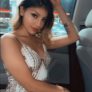 Meet your Posher, Bethi